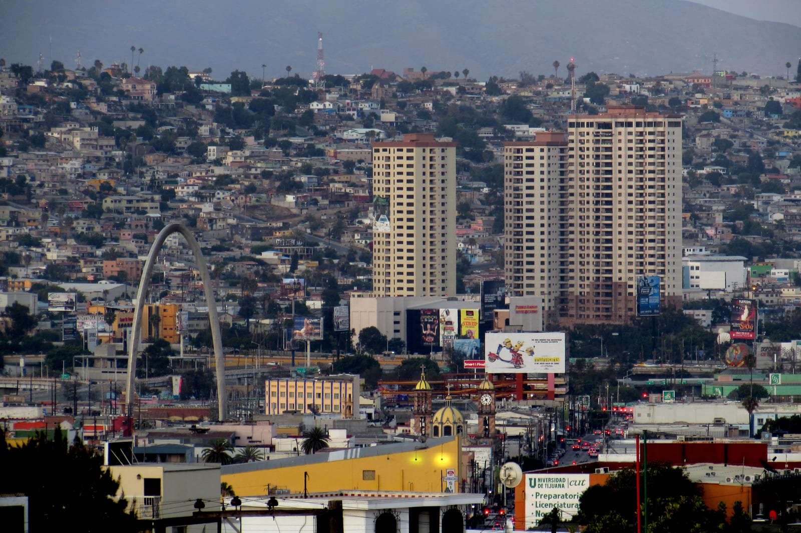 Mexico regional landscape representing AWTT Mexico manufacturing support